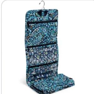Vera Bradley Hanging Travel Bag NWT